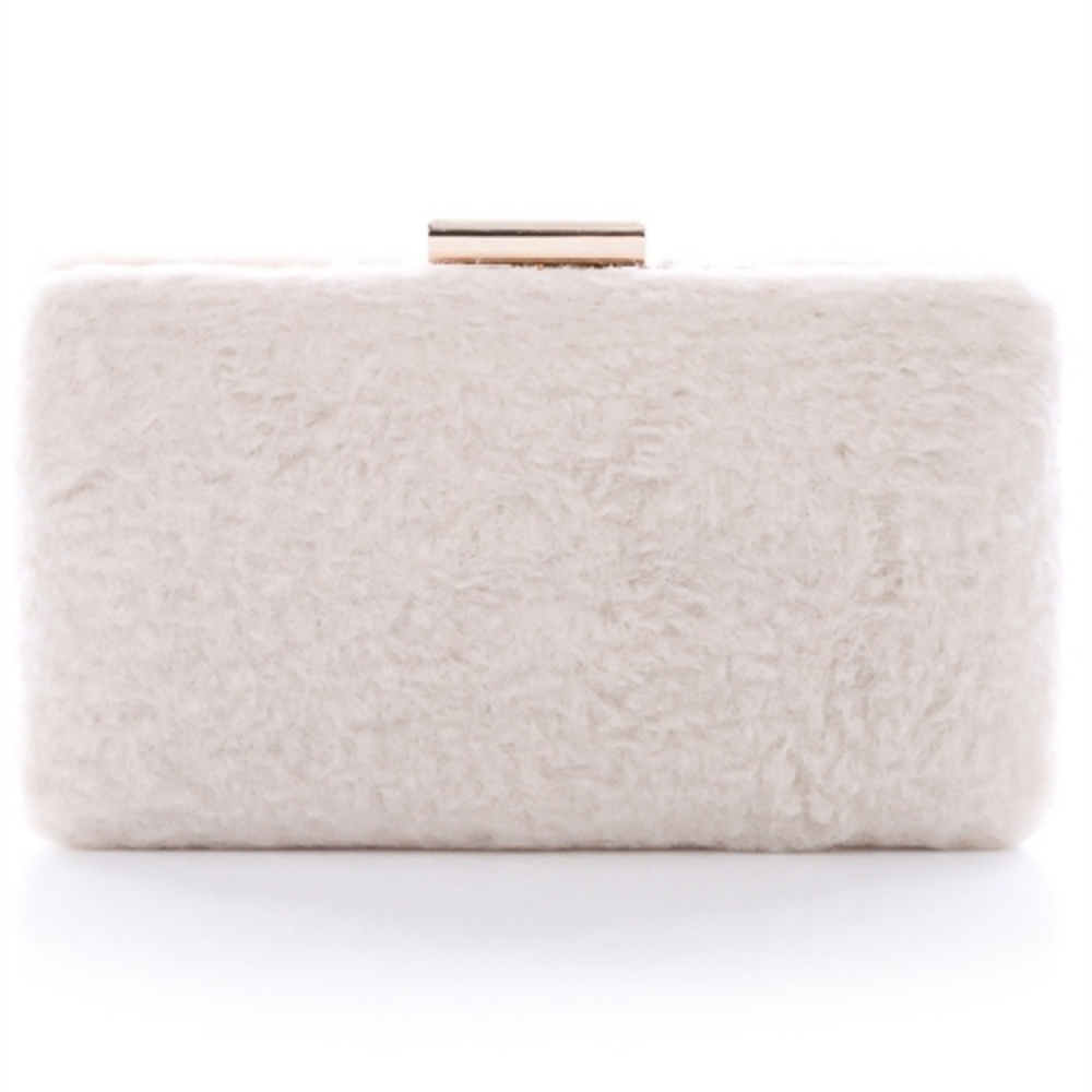 GWEN FUZZY RECTANGLE FAUX FUR CLUTCH DUSTY PINK - Picture 2 of 5